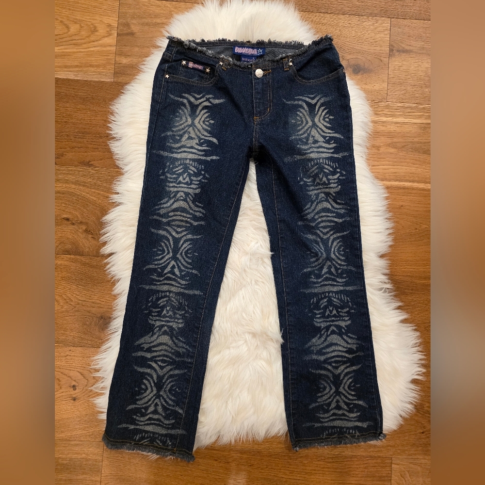 Vintage Bubblegum Dark Blue Lpw Rise Straight Leg Jeans with Bleached Pattern